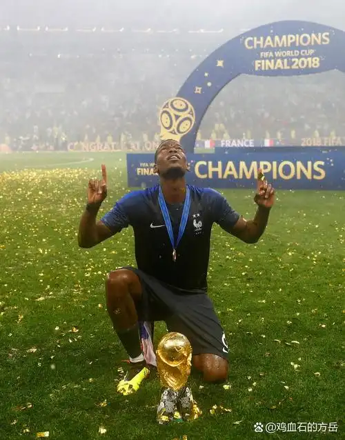 他在接受采 他在接受采