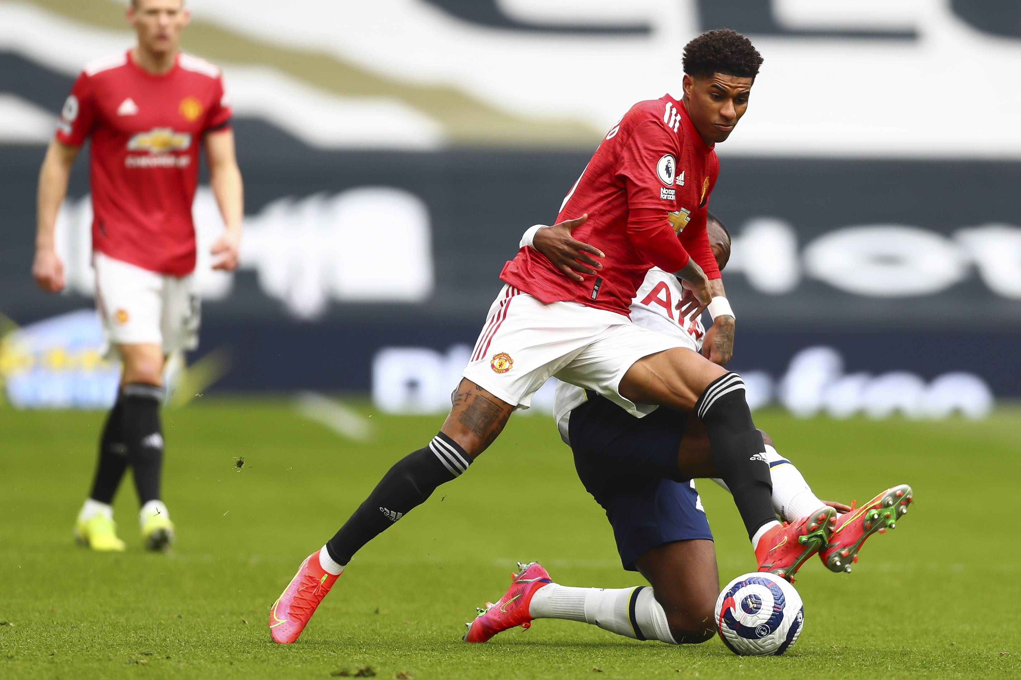 这位曾经在 这位曾经在