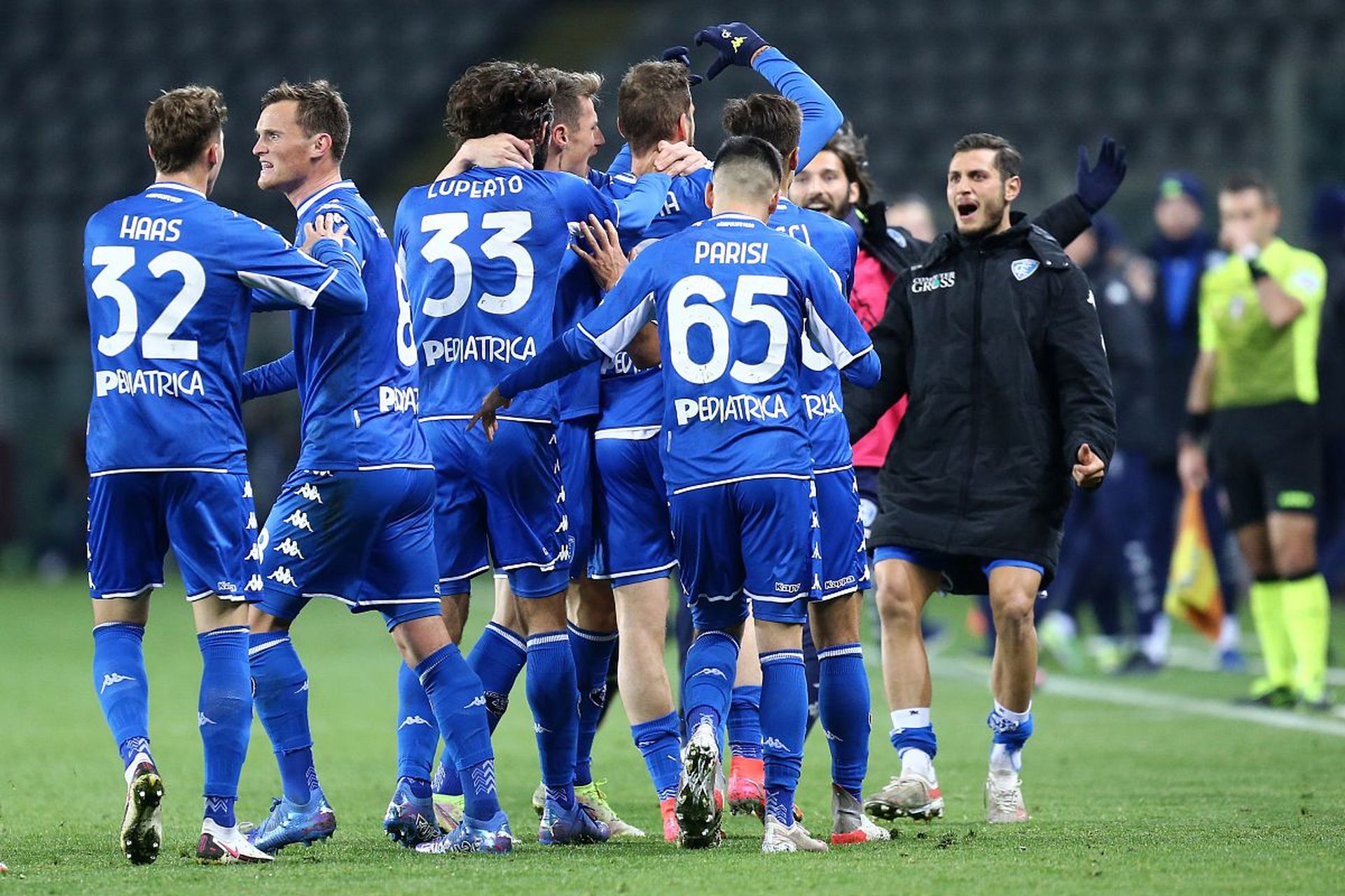 开展新型职 开展新型职